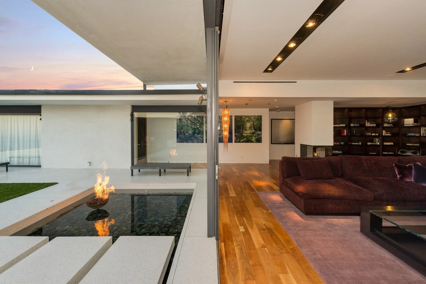 Modern design for seamless indoor outdoor living, at our Hopen Place house in the Hollywood Hills. Photo by Michael McNamara / @dwellmagazine.