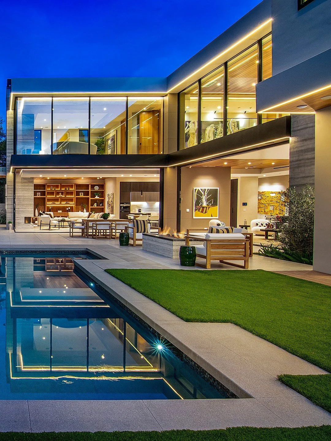 Hutton Drive 2641, a custom home in Beverly Hills designed for the indoor outdoor luxury west coast lifestyle. Photo by Adam Latham.