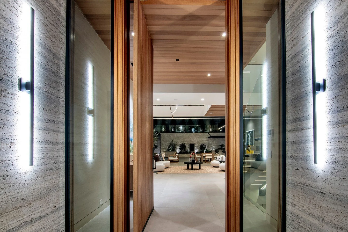 The luxury indoor outdoor flow at our Hutton Drive 2641 house in Beverly Hills. Photos by Adam Latham.