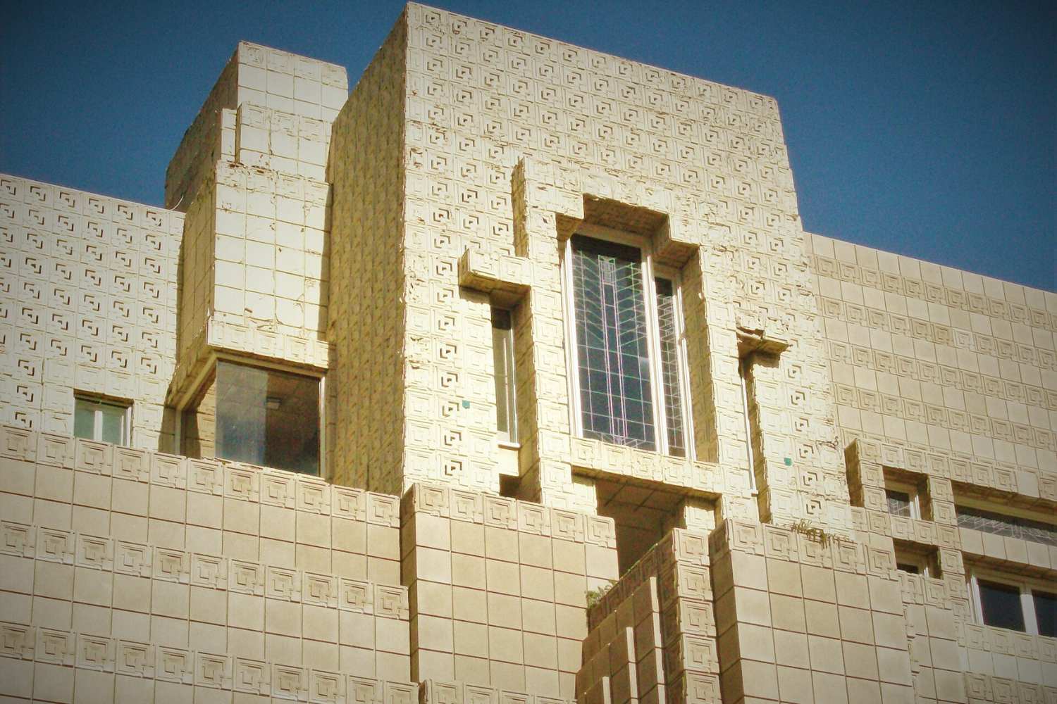 Iconic Movie Houses - Part I