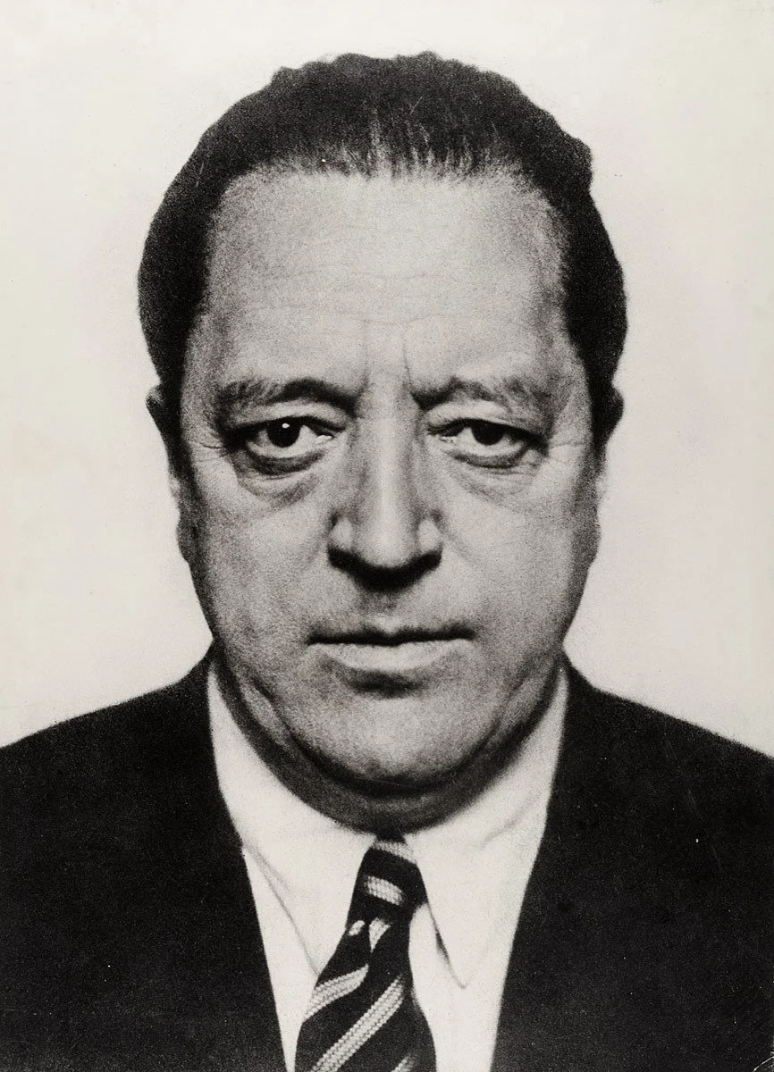 Modernist Mies van der Rohe