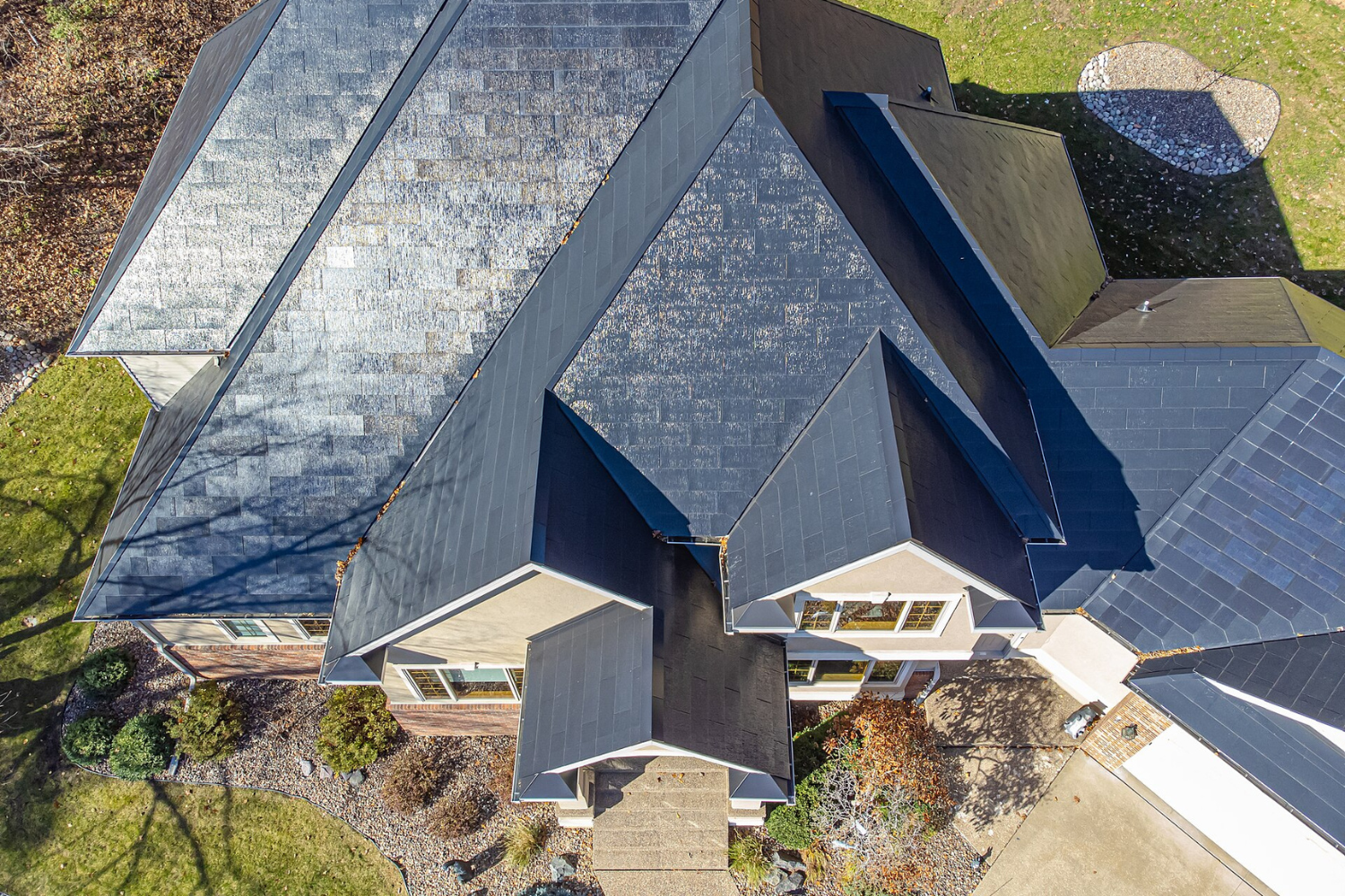 Tesla's Solar Roof + Powerwall 2