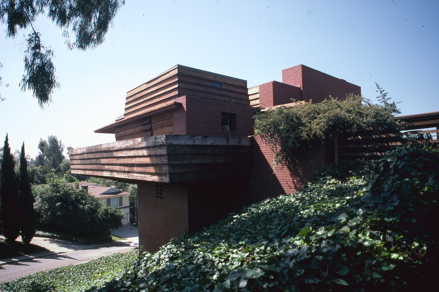 Frank Lloyd Wright's Usonian Concept