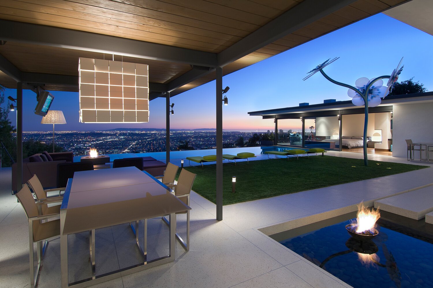 modern resort style homes for outdoor living