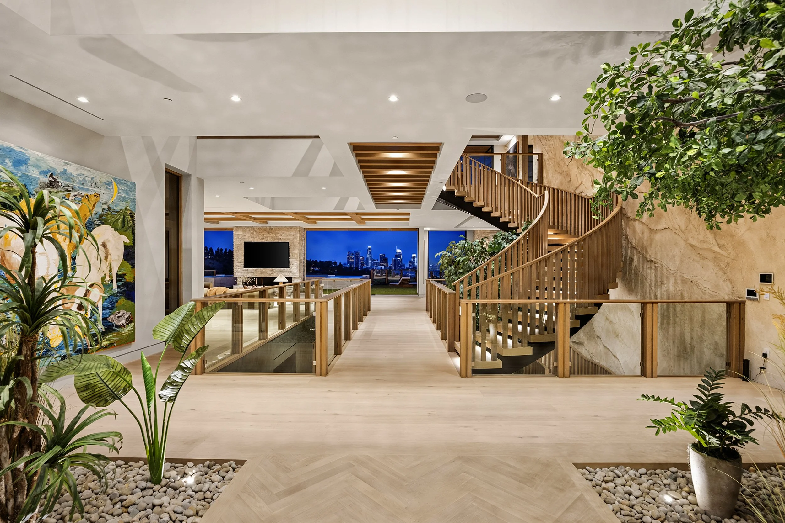 Laurel House Beverly Hills modern home with spacious interior & luxury design details