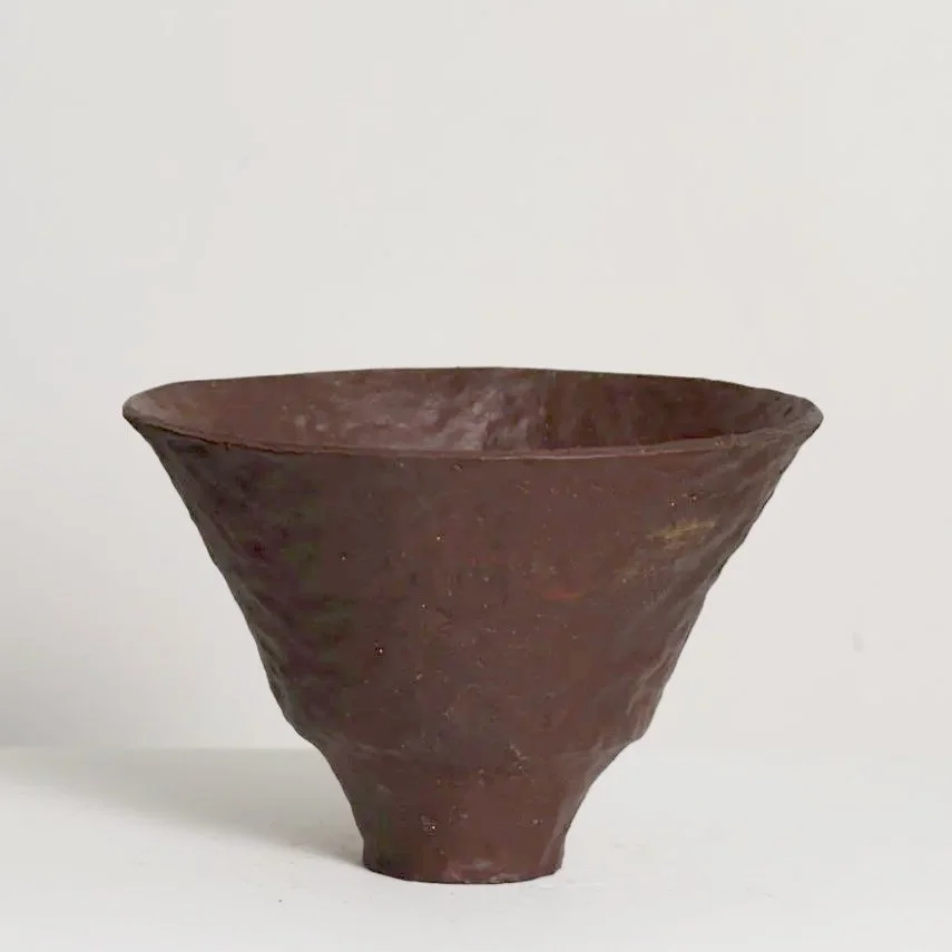 Undercut Bowl in Maroon