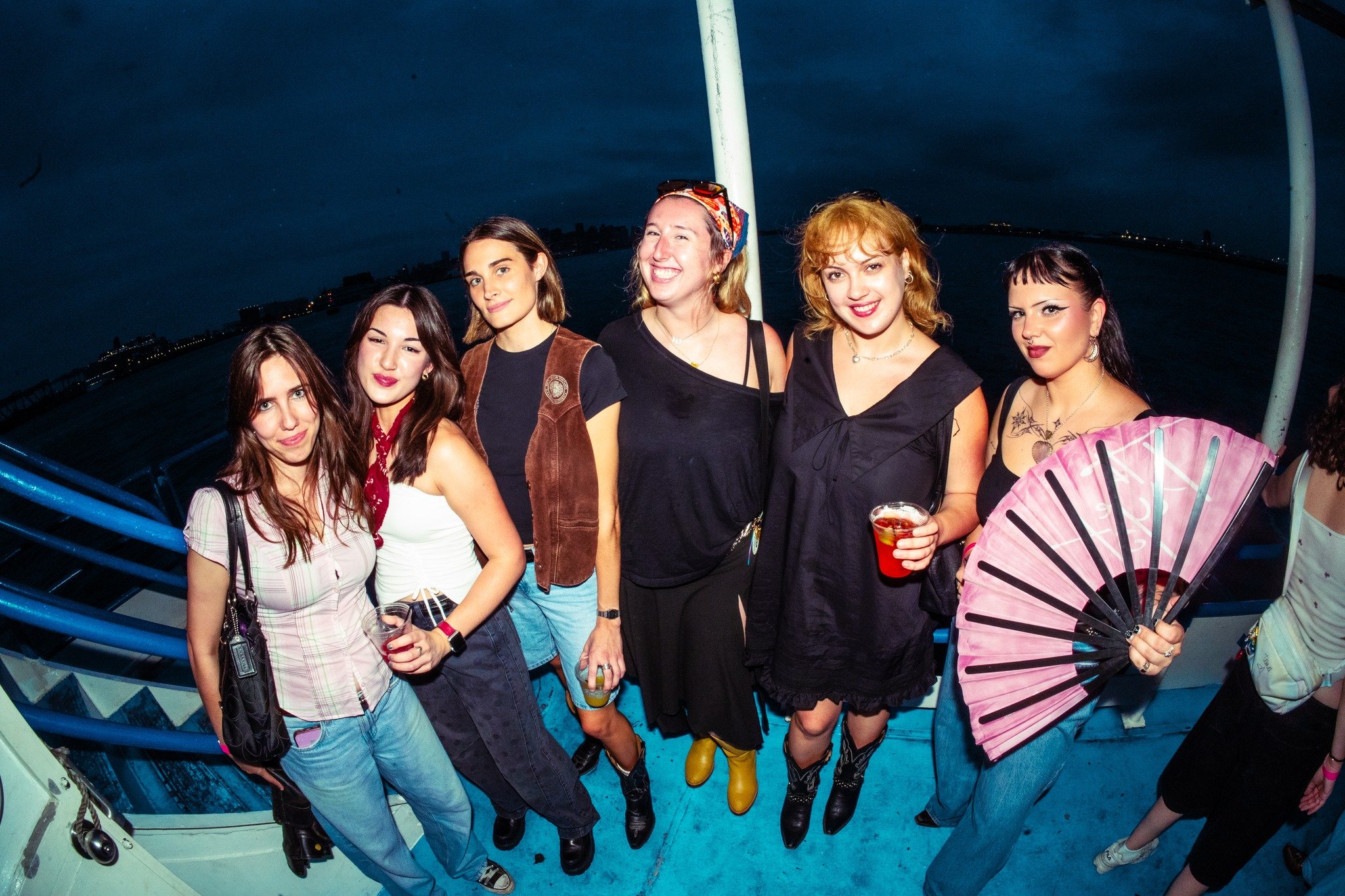 A little country, a little cruising, and a whole lot of fun! 🤠🌊

@617country and @lesbosnews traded the dance floor for the Boston Harbor, bringing a little honky-tonk to the high seas! Between the country tunes, dancing, and waterfront views, this
