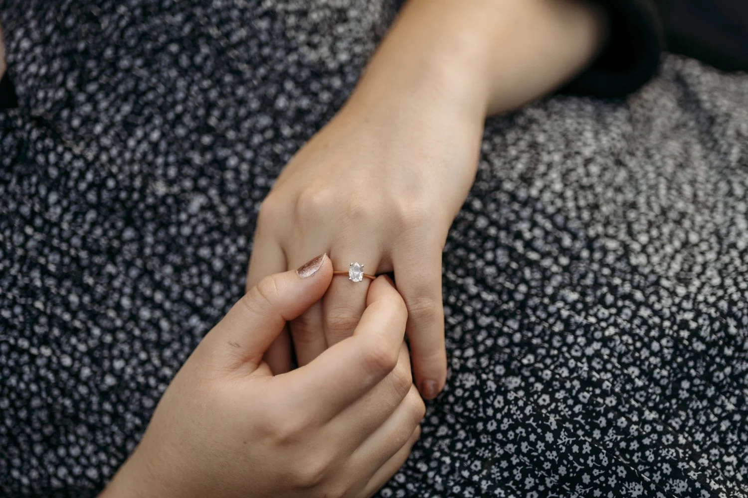 Edmonton engagement photographer