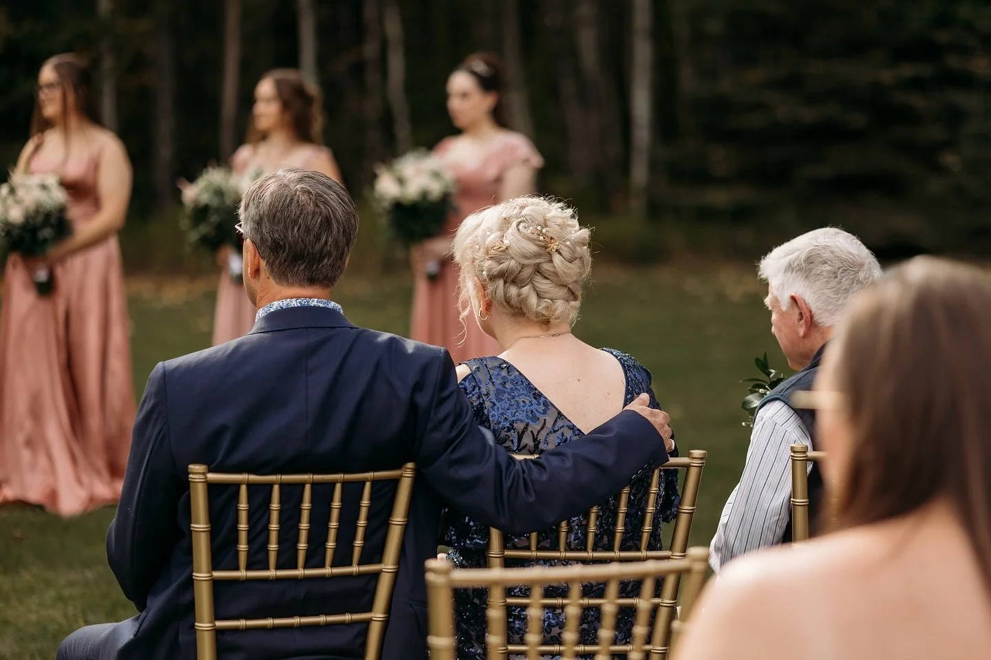 The most beautiful fall ceremony that&rsquo;s been on my screen lately 😍🍂 

If I shot your wedding in the last few years and you have not print an album yet&hellip;. 👀

Now&rsquo;s your chance because all album orders will be 10% OFF during this y