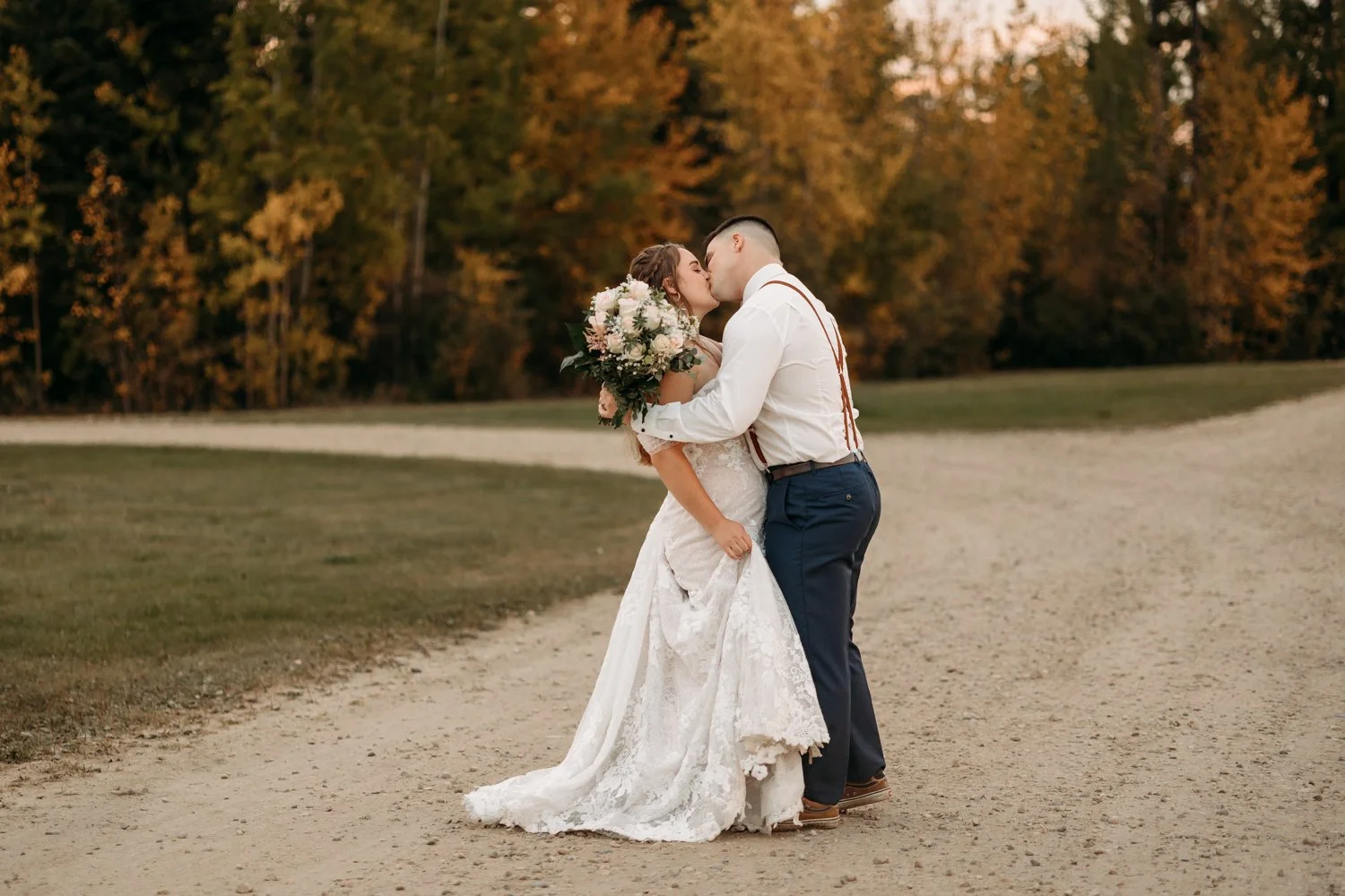 Alberta wedding photographer 