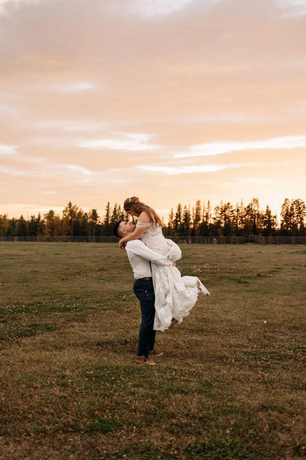Alberta wedding photographer 