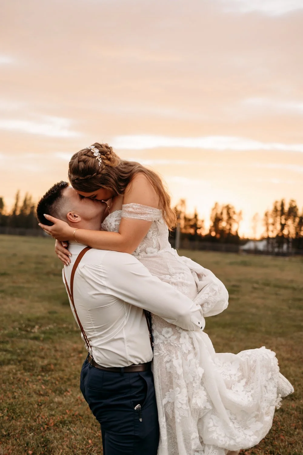 Alberta wedding photographer 