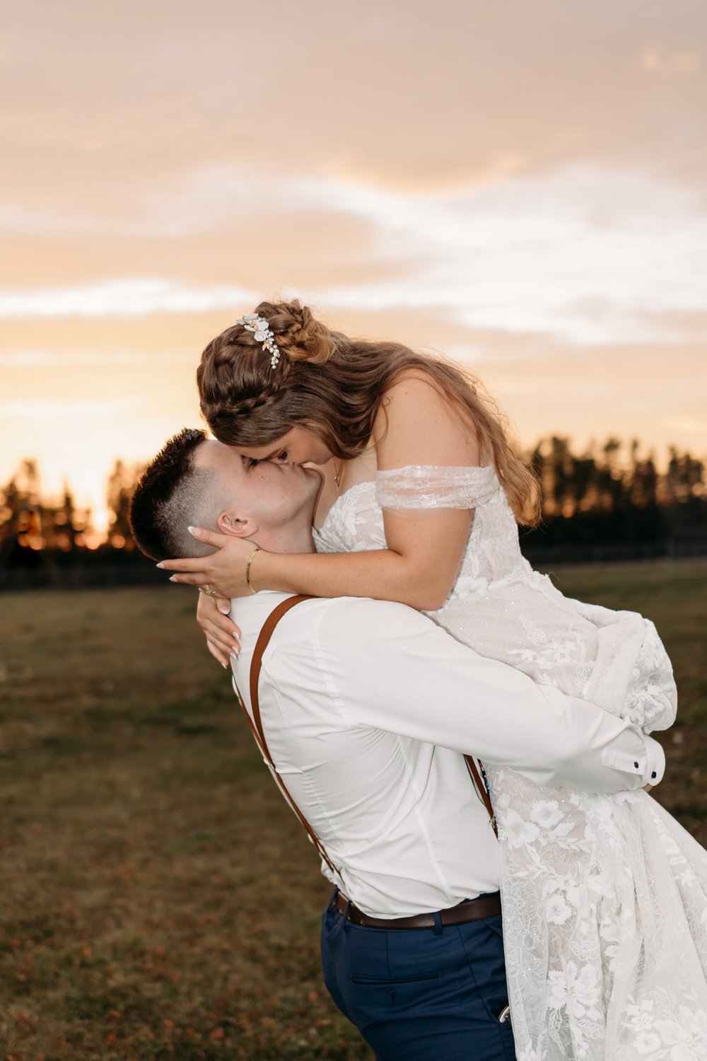 Alberta wedding photographer 