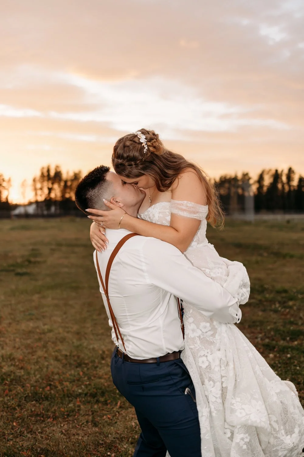 Alberta wedding photographer 