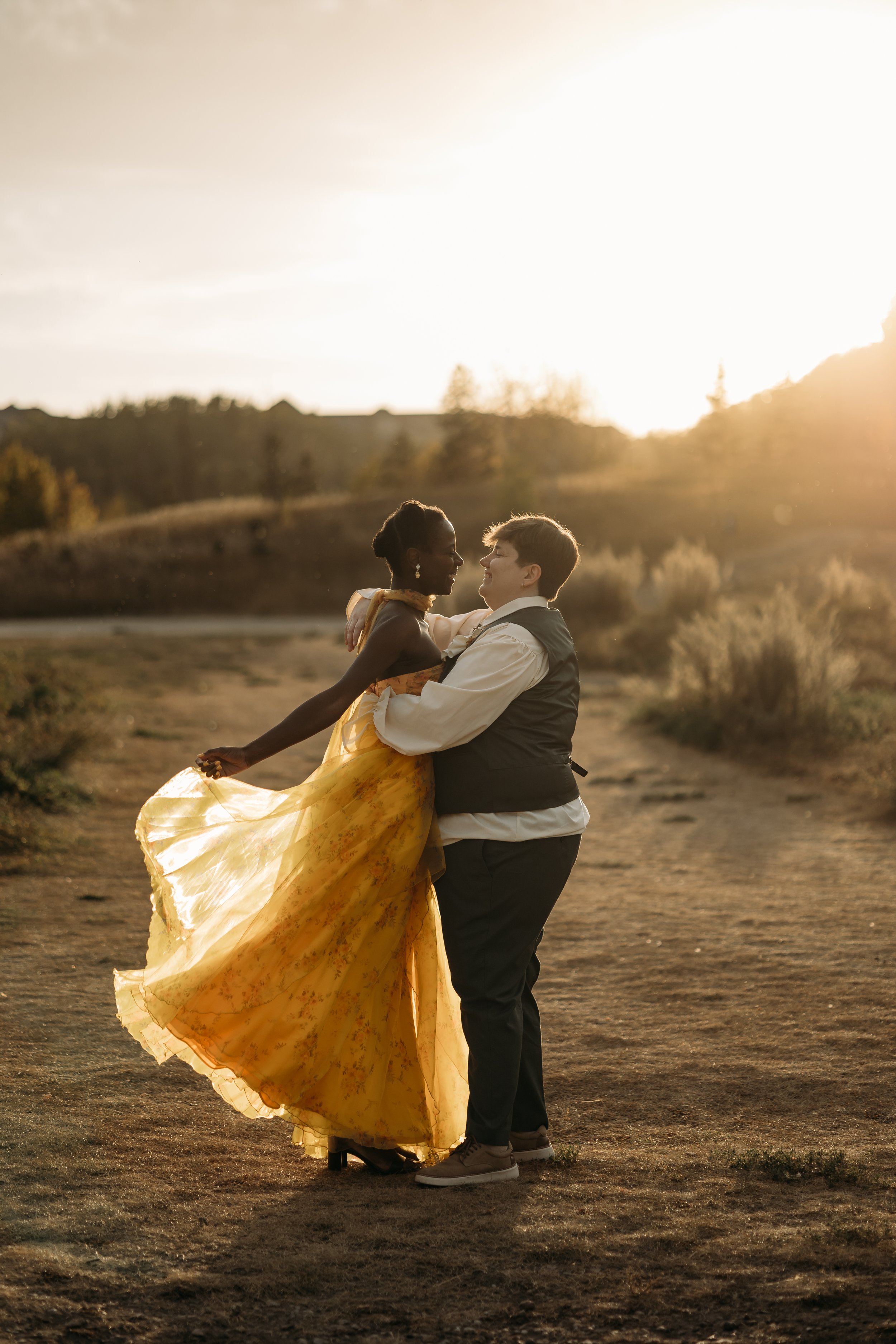 fall engagement photos in edmonton alberta photography by edmonton alberta wedding photographer tays photos and beauty