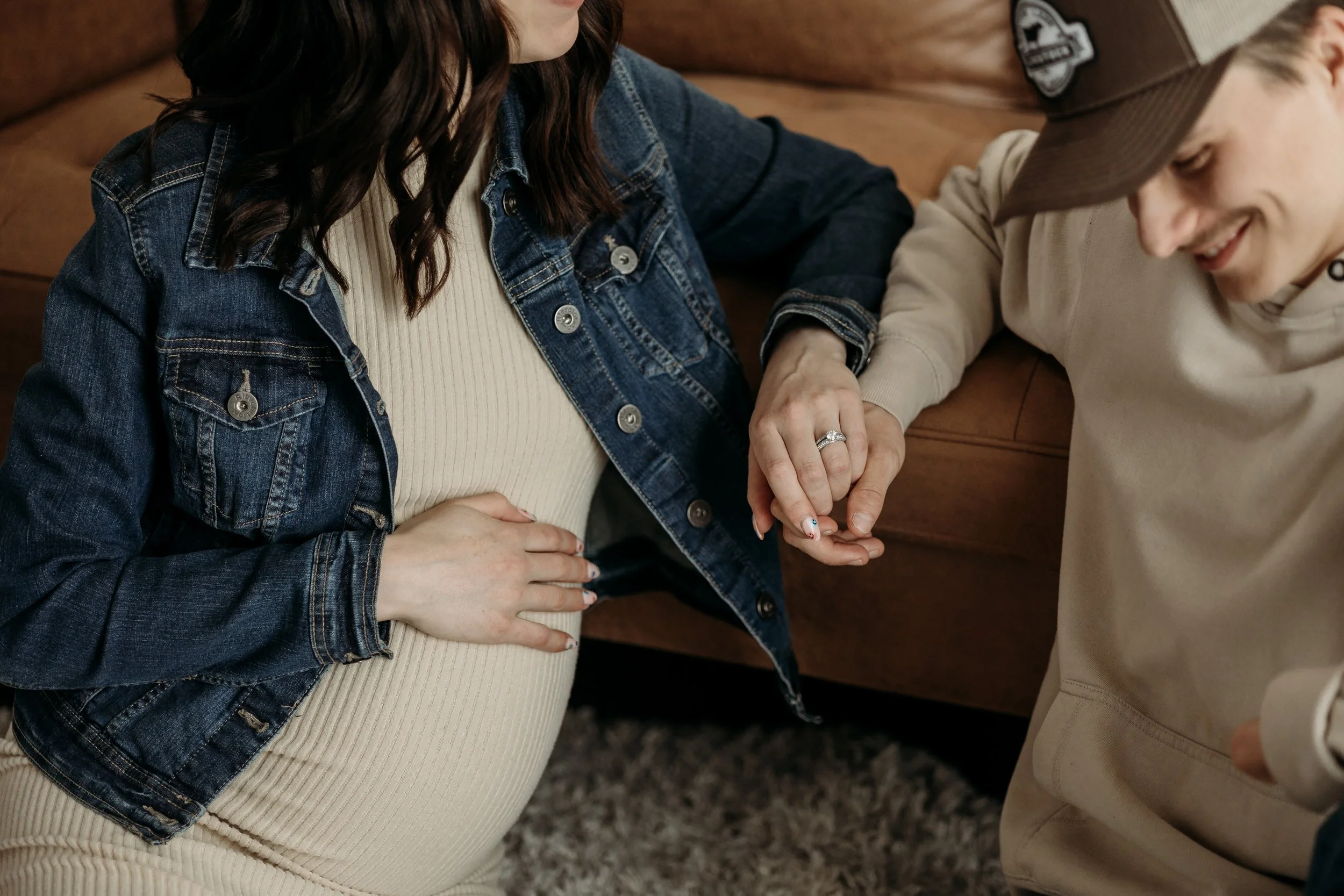 in studio maternity photography session by edmonton alberta wedding photographer tays photos and beauty at makers space photography studio in edmonton alberta