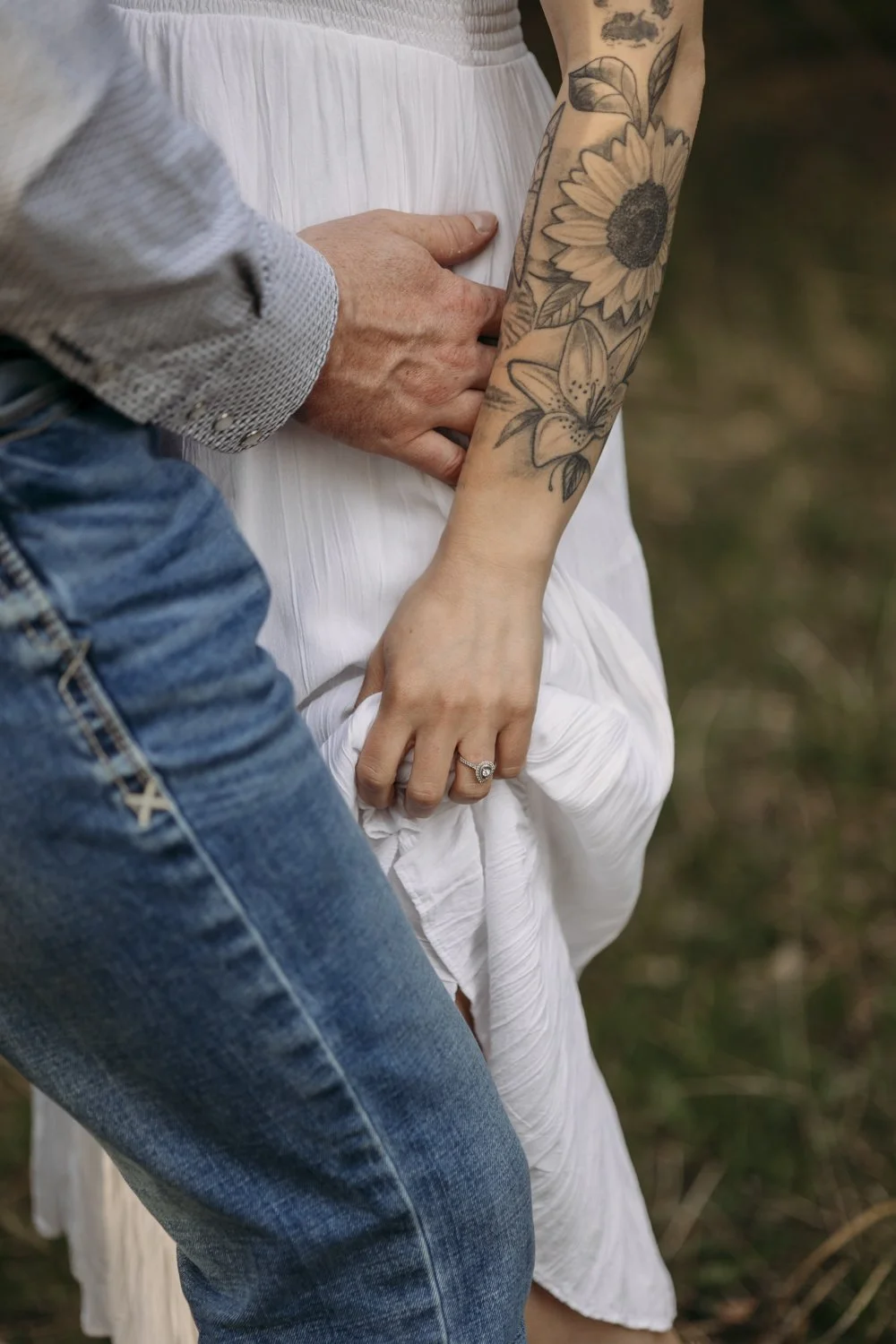 engagement photos in stony plain alberta by stony plain alberta wedding photographer tays photos and beauty
