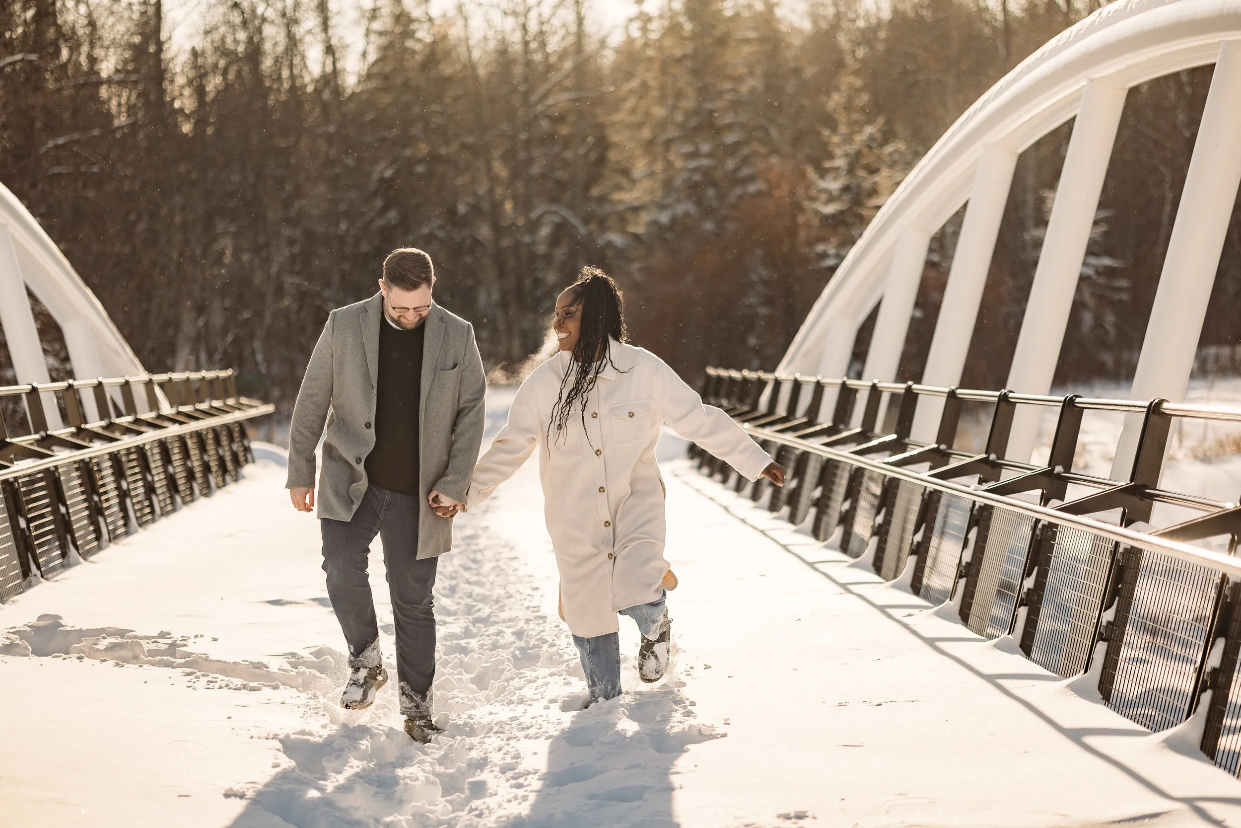 engagement photos at mactaggart sanctuary in edmonton alberta photography by edmonton alberta wedding photographer tays photos and beauty