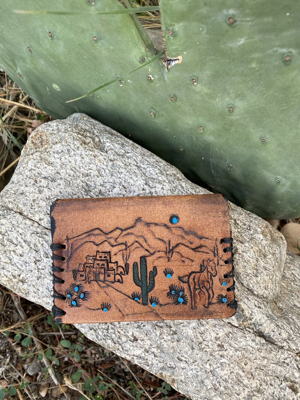 Desert Scene Leather Wallet/Cardholder — 𝙻𝚎𝚊𝚝𝚑𝚎𝚛 & 𝚃𝚑𝚒𝚗𝚐𝚜 𝙲𝚘.