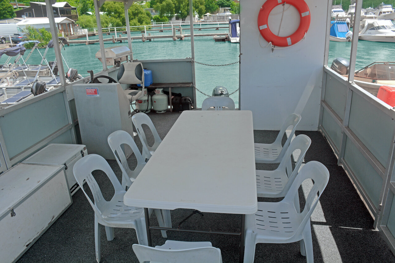 Calypso — Brooklyn Central Hawkesbury River Boat Hire