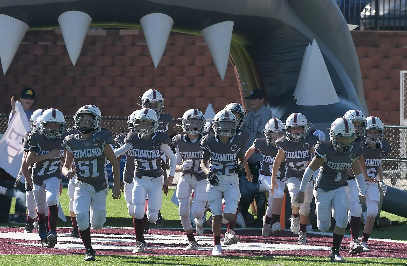 Youth Football — Edmond Memorial Football