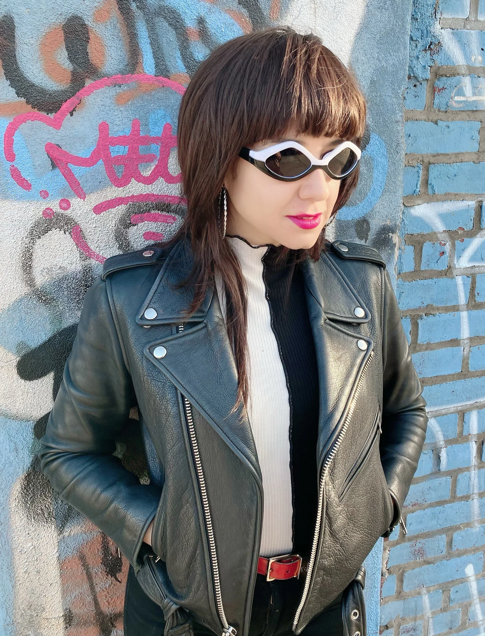 FLIP OUT-Black/White on Claudia (Baby Shakes)