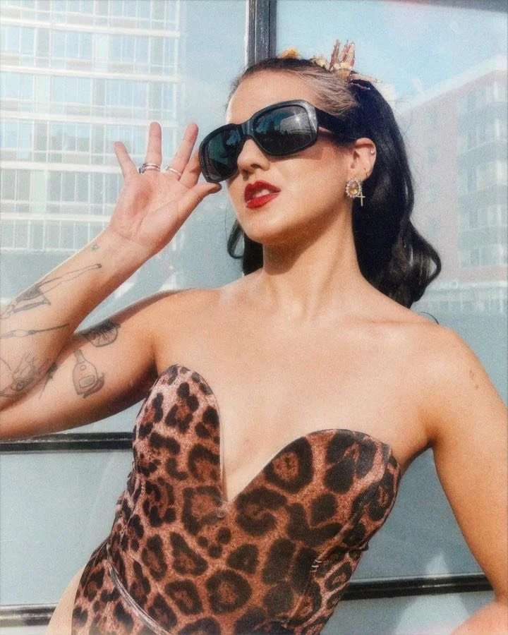 BIG CITY AFTER DARK-Hidden Charms on Esme D'Avril