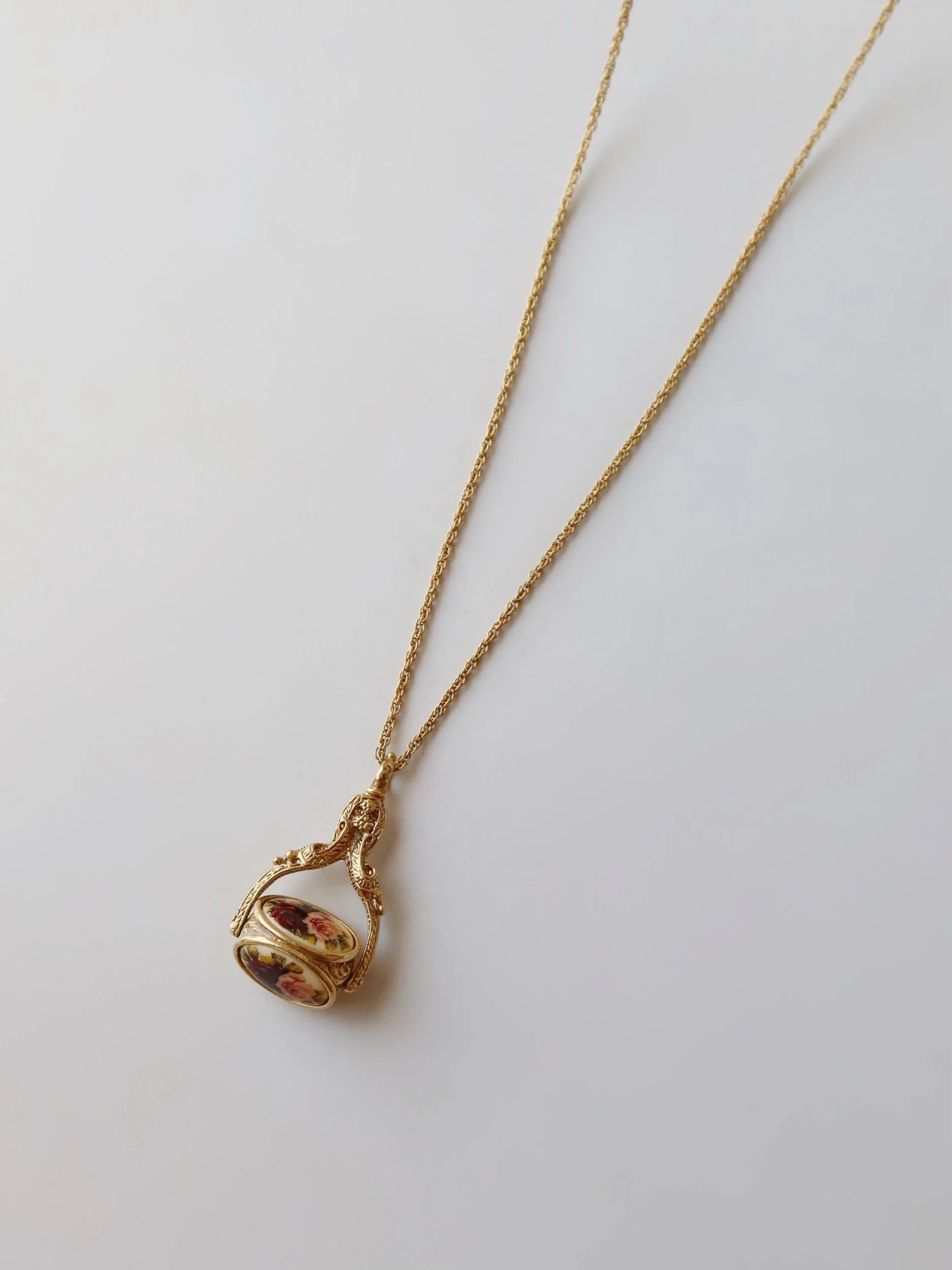 Vintage Victorian style floral necklace