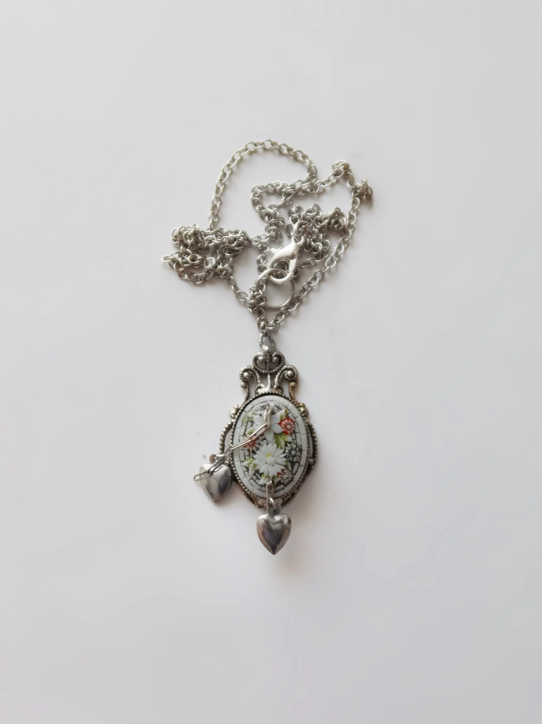 Vintage silver heart charm necklace