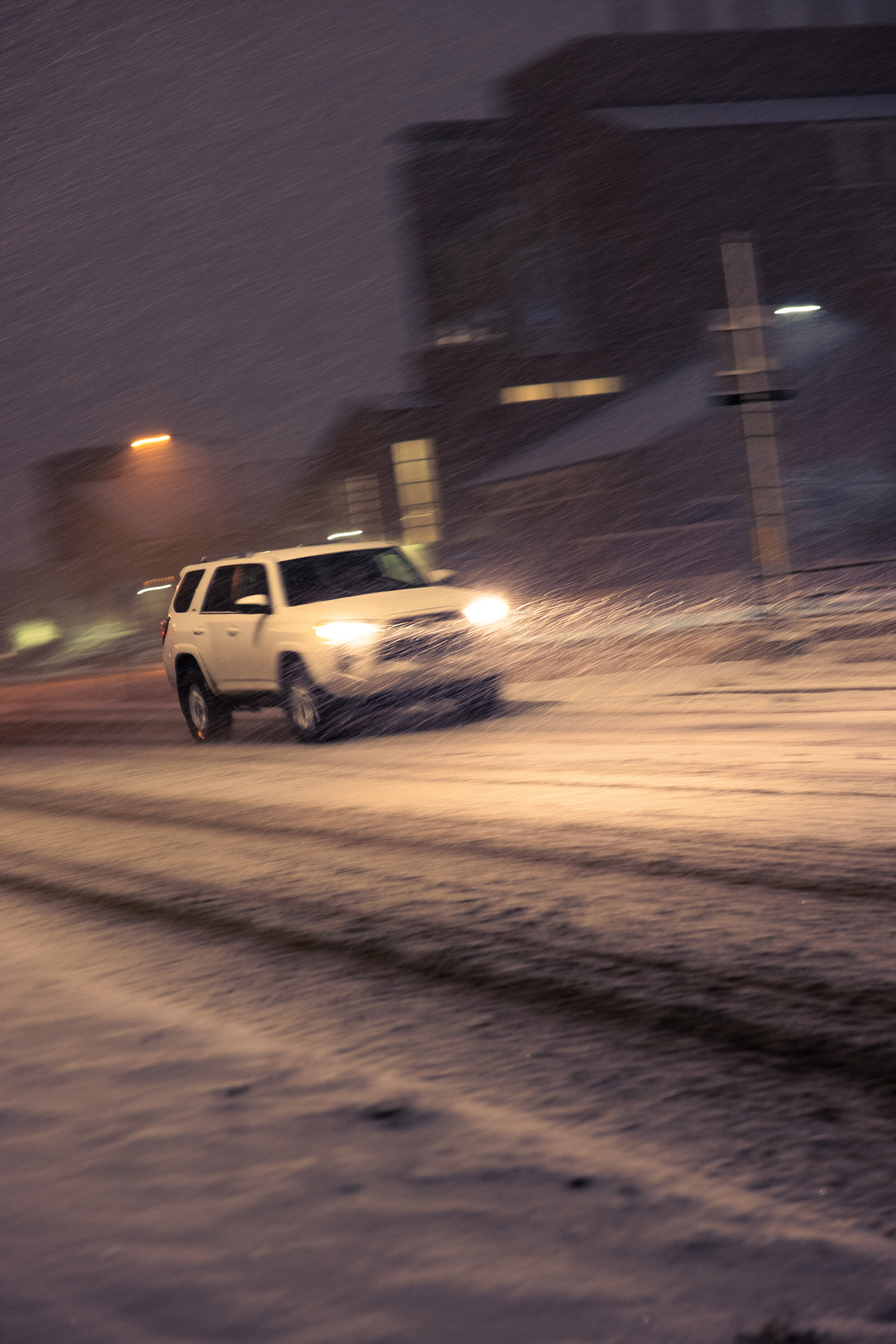 1/13 ~ ISO 320 ~ F/2.8