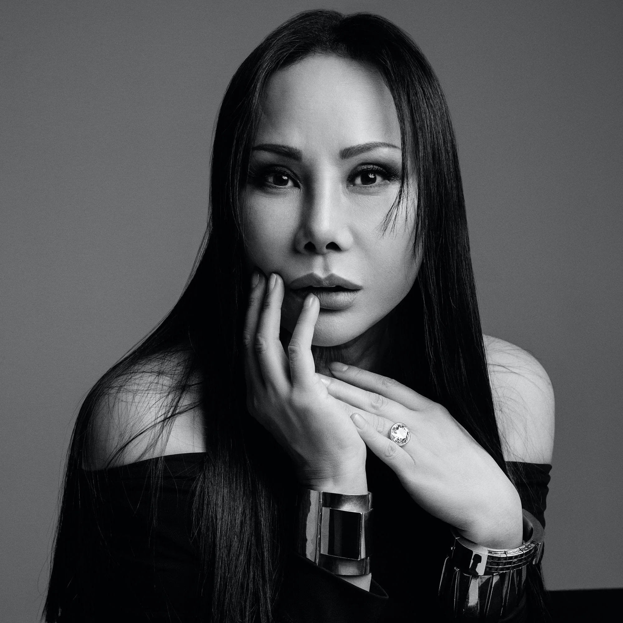 EVA CHOW