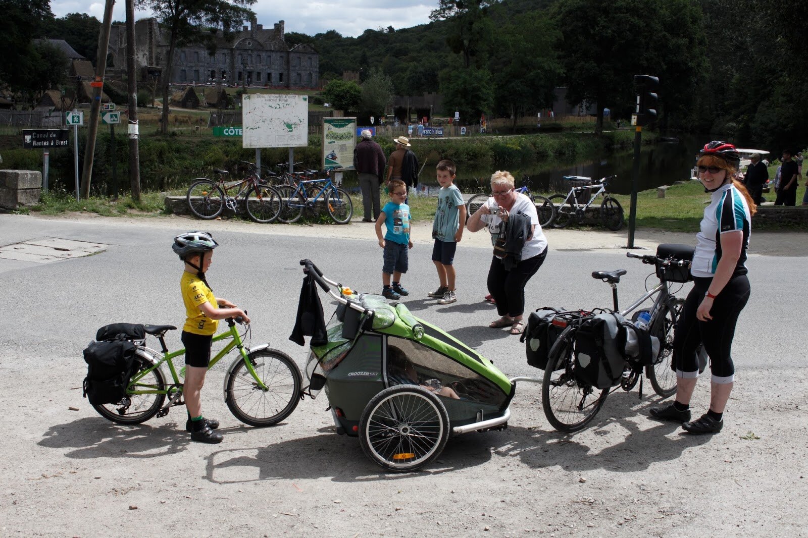 Making up the miles: Mäel-Carhaix to Loudéac