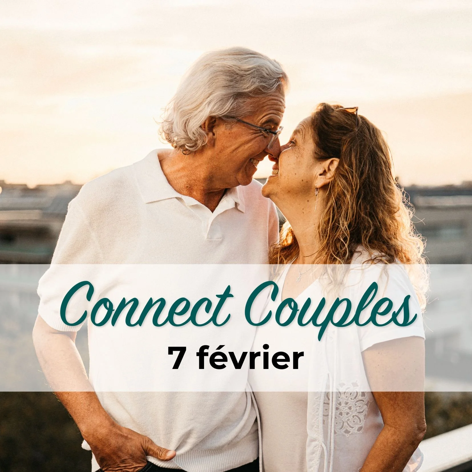 Couple au soleil couchant