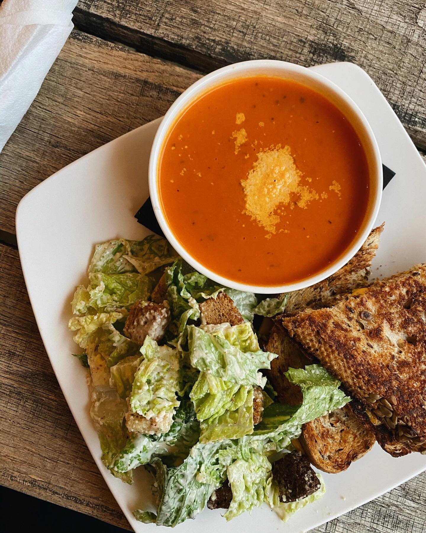 A little soup + salad action for your hump day 💫 
- 
Come enjoy the beautiful weather on our patio! Open until 9 pm