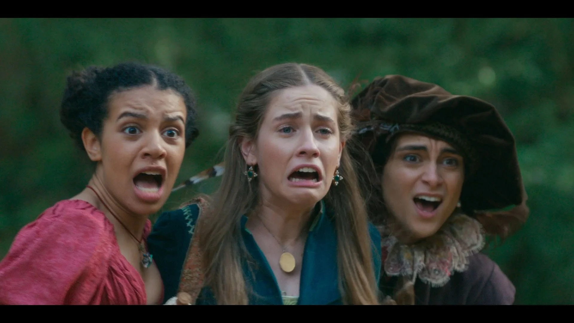 TheLadyGraceMysteries_S01_EP02_EPSTILLS_09.jpg