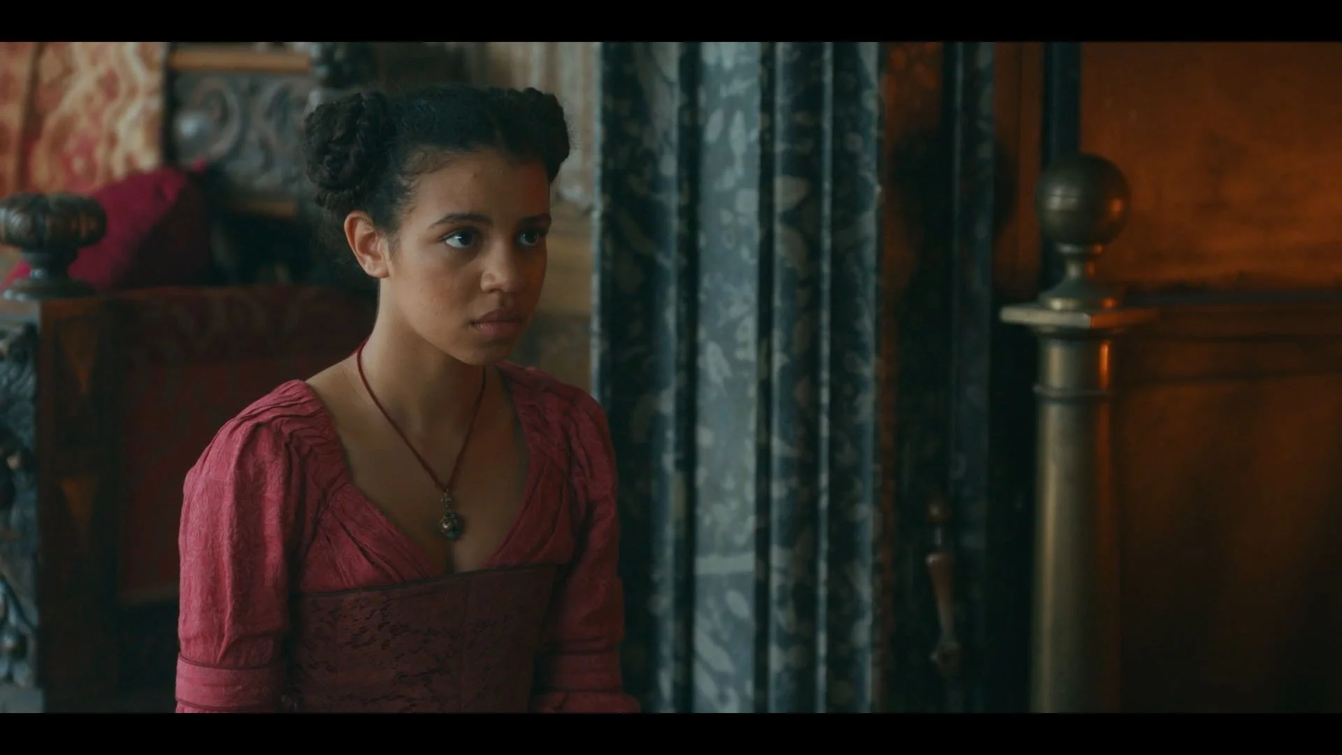 TheLadyGraceMysteries_S01_EP09_EPSTILLS_06.jpg