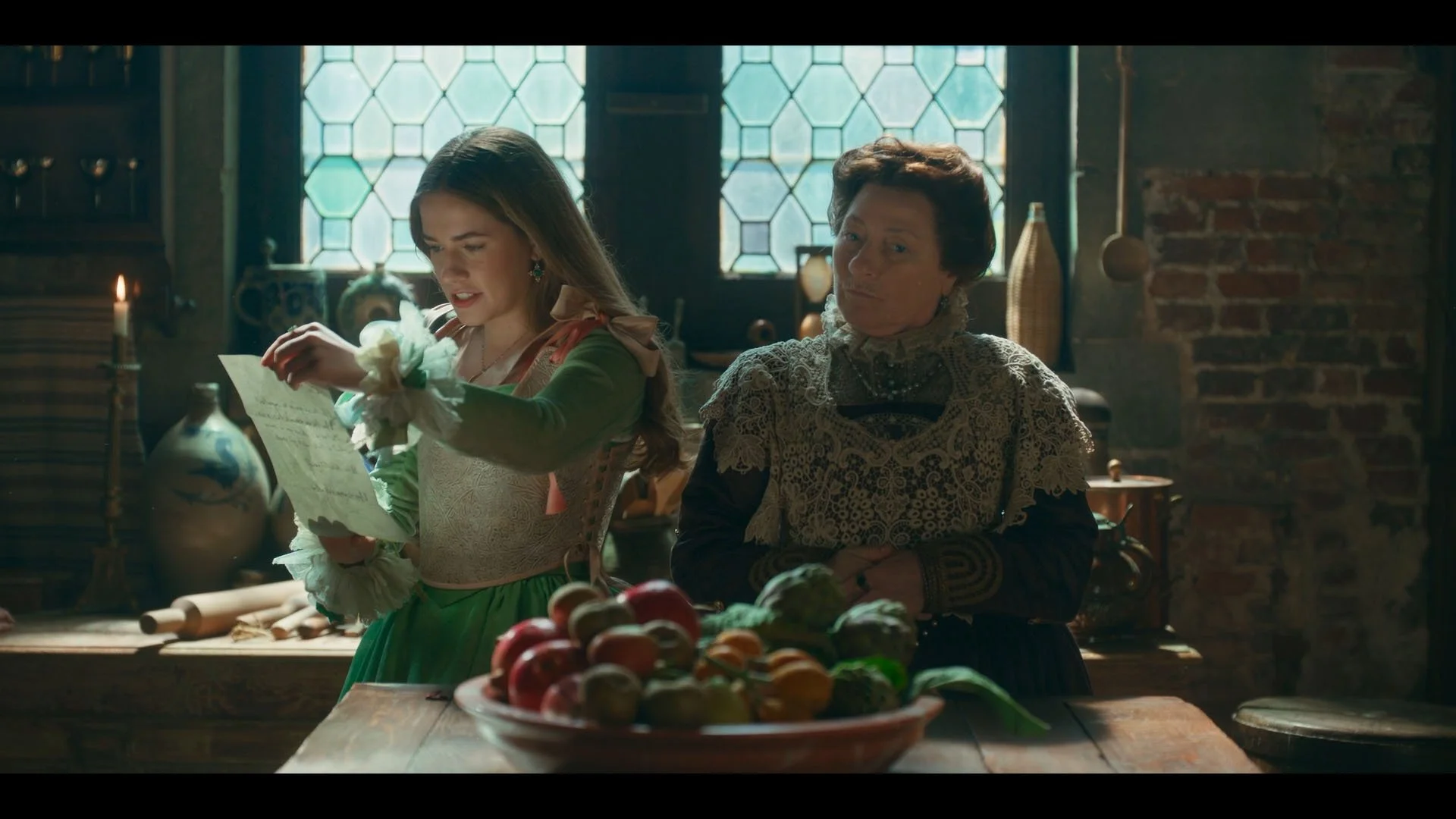 TheLadyGraceMysteries_S01_EP05_EPSTILLS_11.jpg