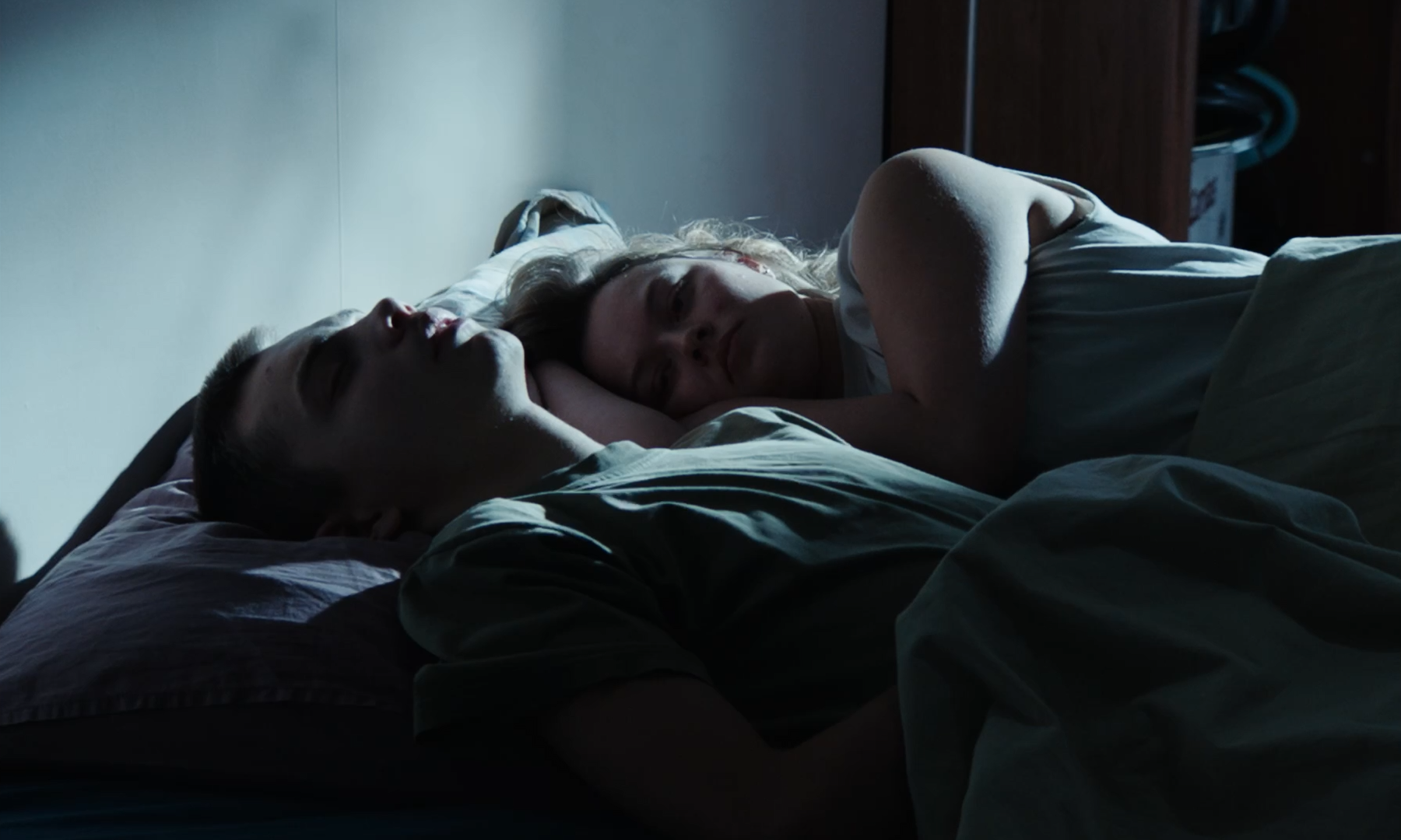 Stills_LaFrappe_00090011.png