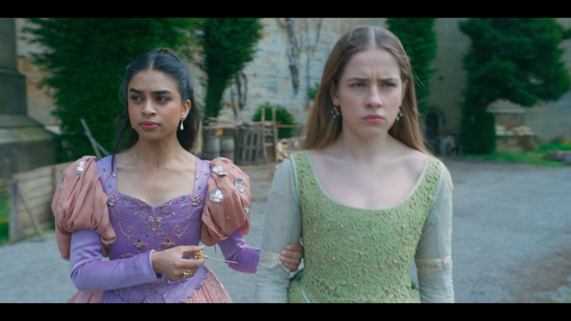 TheLadyGraceMysteries_S01_EP09_EPSTILLS_12.jpg