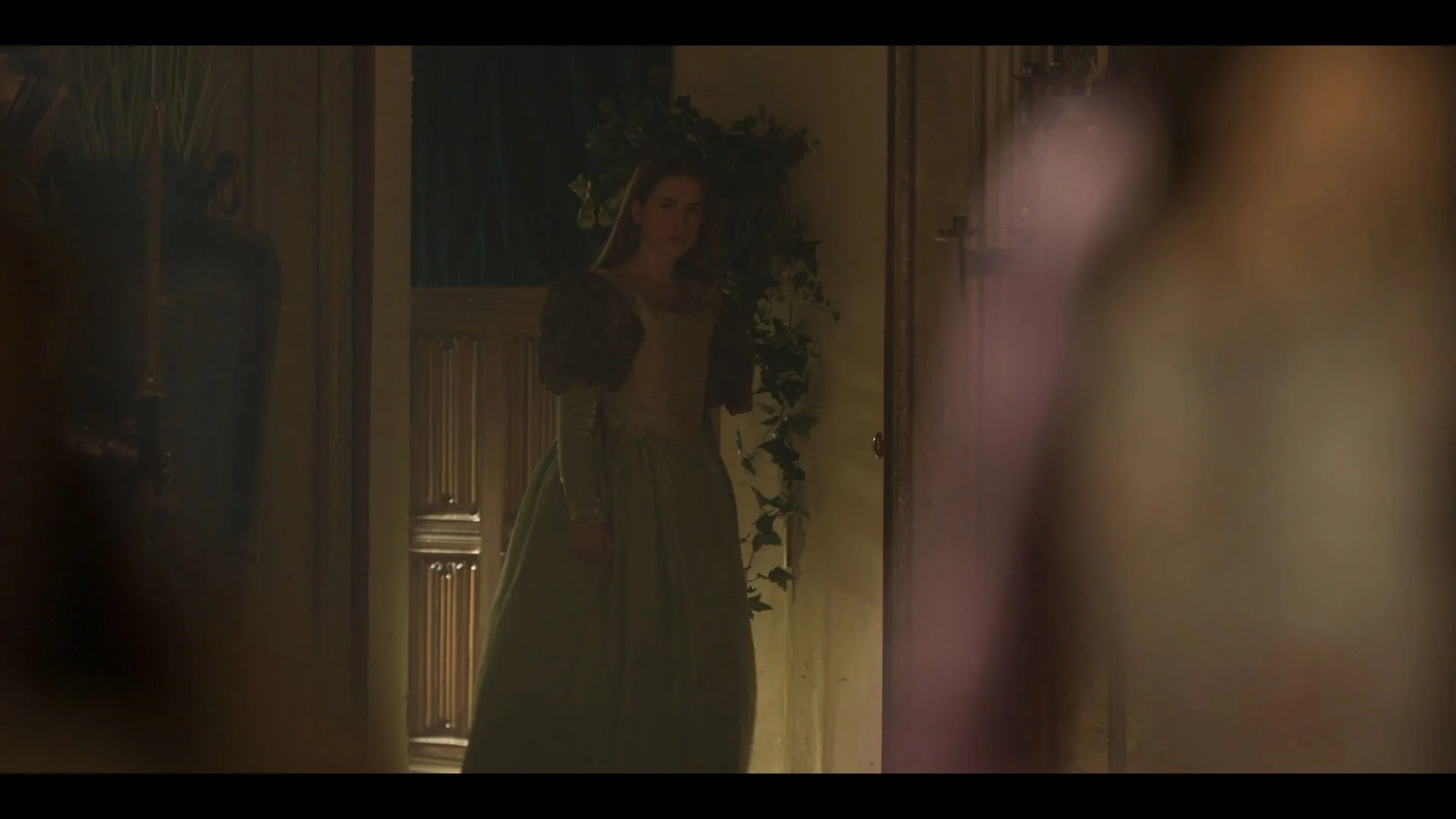 TheLadyGraceMysteries_S01_EP08_EPSTILLS_10.jpg