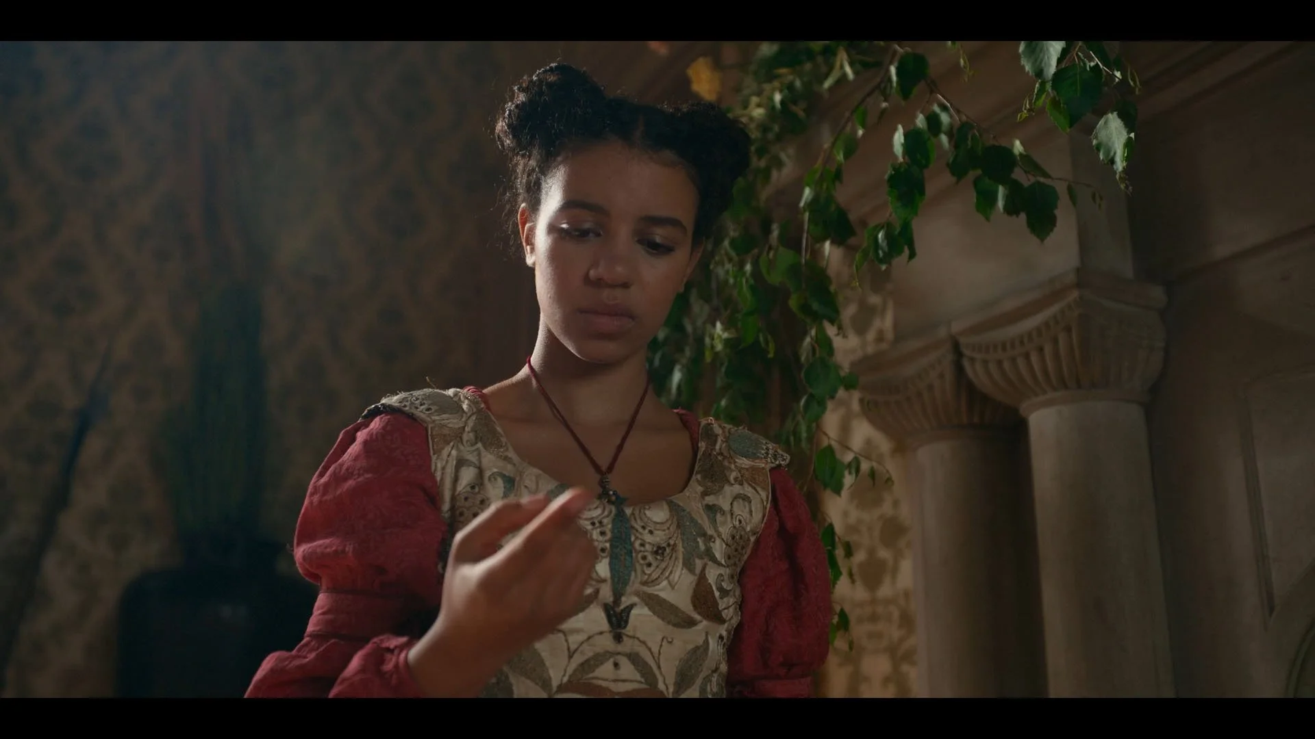 TheLadyGraceMysteries_S01_EP08_EPSTILLS_07.jpg