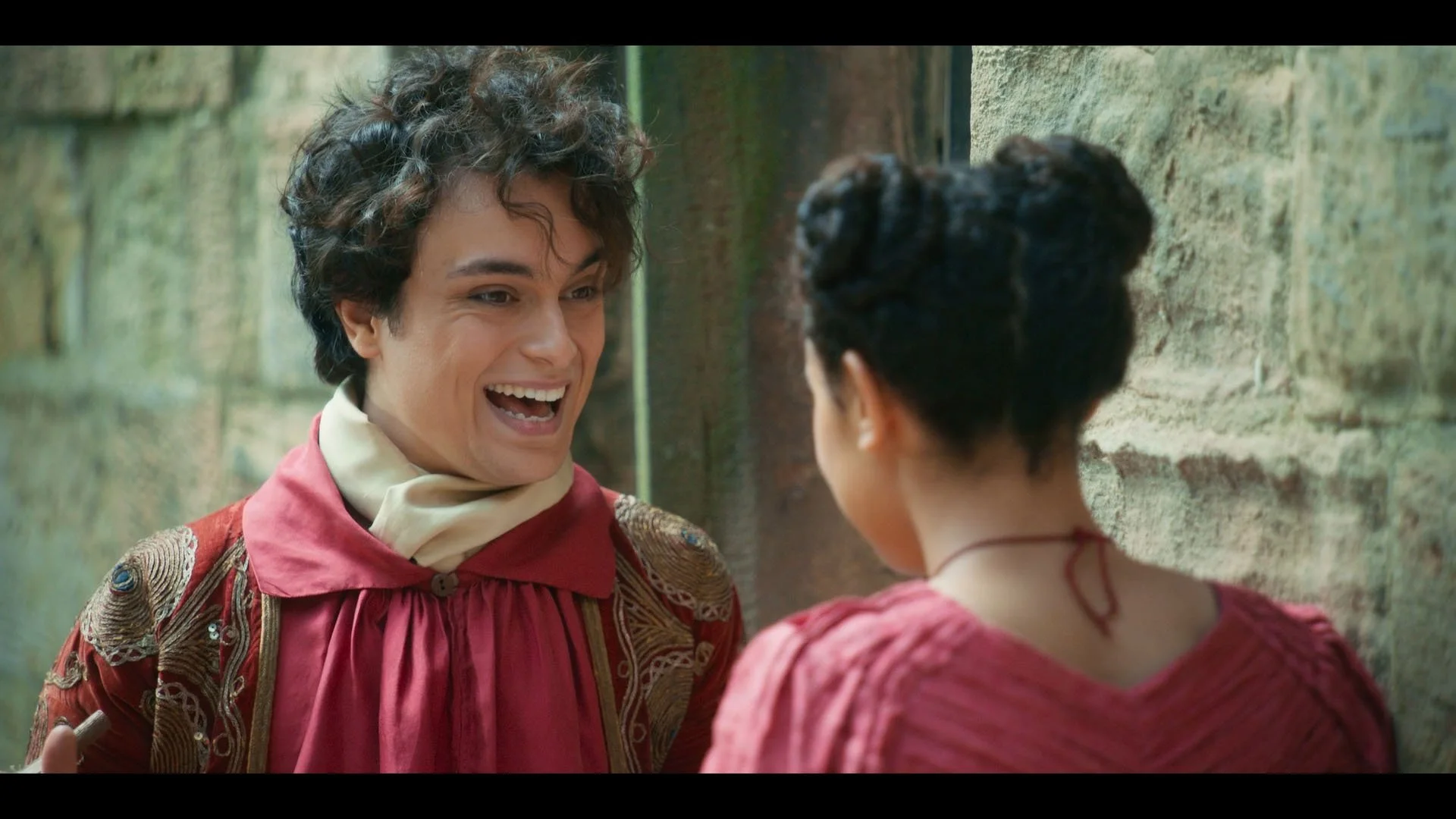 TheLadyGraceMysteries_S01_EP04_EPSTILLS_05.jpg