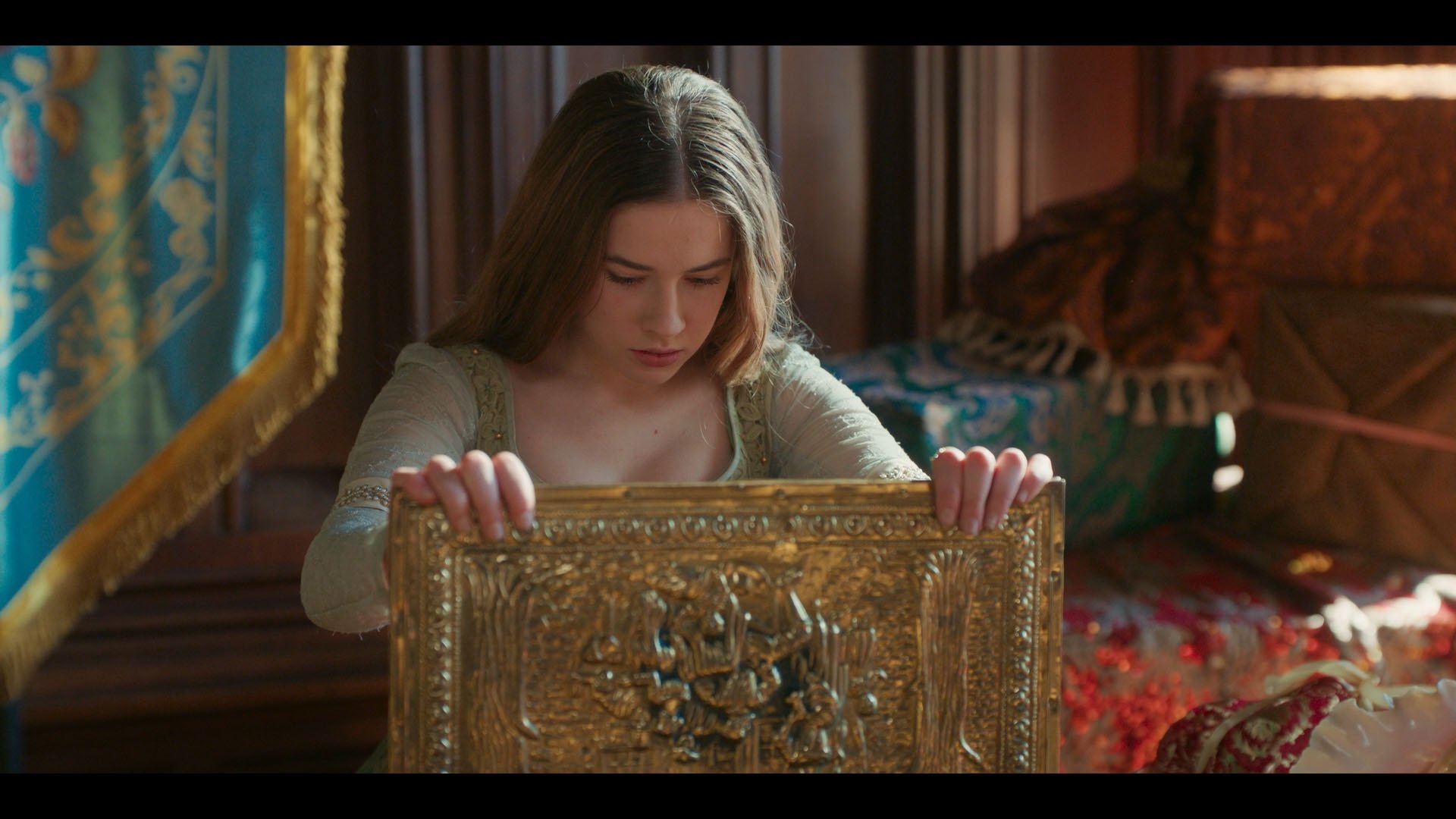 TheLadyGraceMysteries_S01_EP10_EPSTILLS_10.jpg