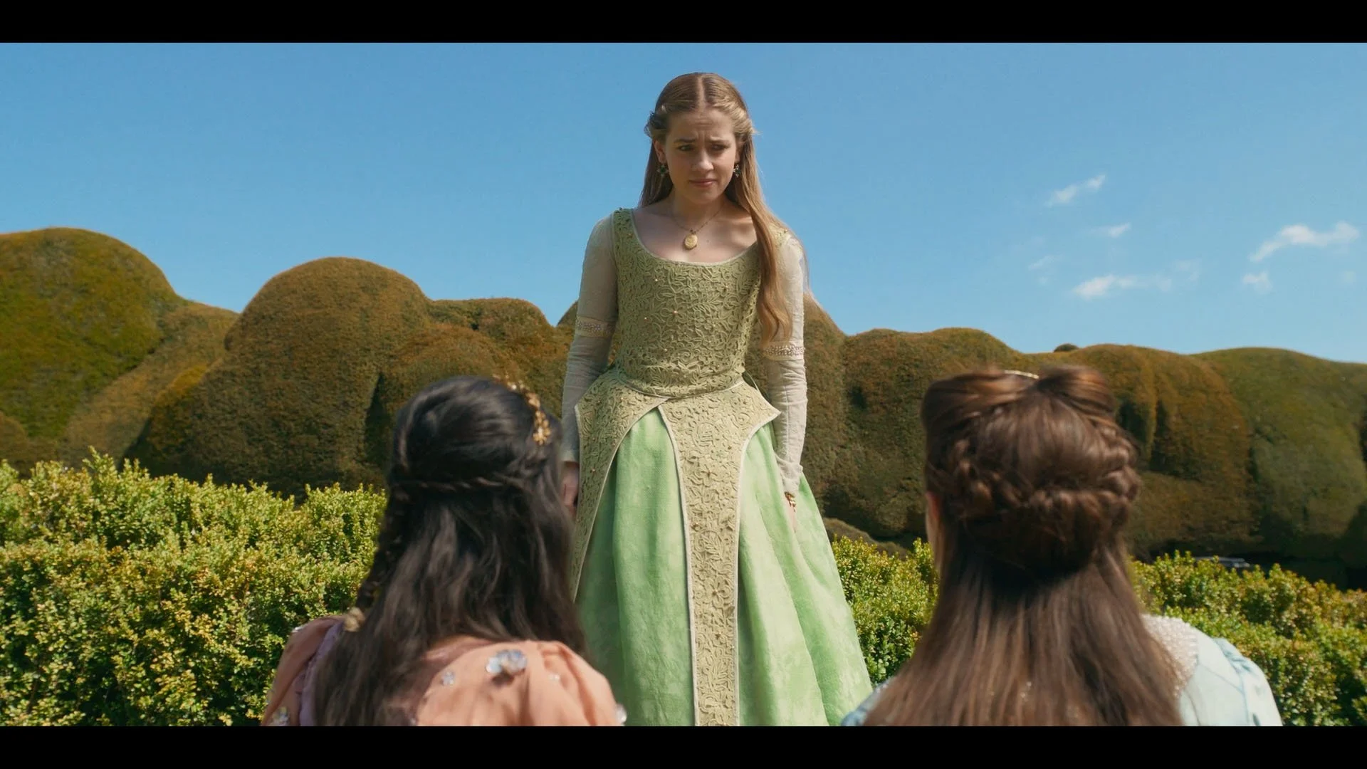 TheLadyGraceMysteries_S01_EP07_EPSTILLS_06.jpg