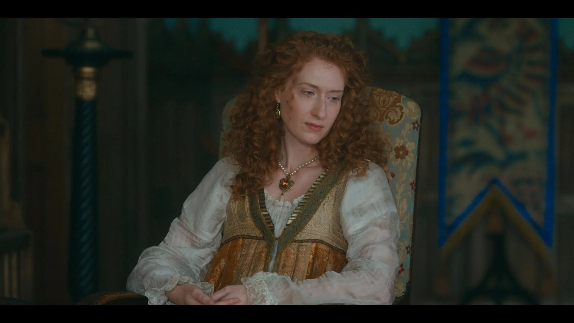 TheLadyGraceMysteries_S01_EP09_EPSTILLS_07.jpg