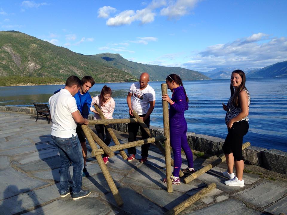 Take your colleagues to a team building event in Balestrand