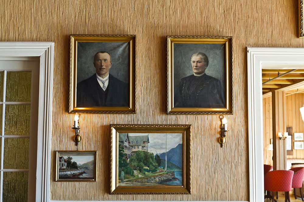 No er det ei ny generasjon som fører arven etter familien Kvikne vidare. Sigurd Kvikne står for den daglege drifta, saman med syskena sine, Marta og Kari.