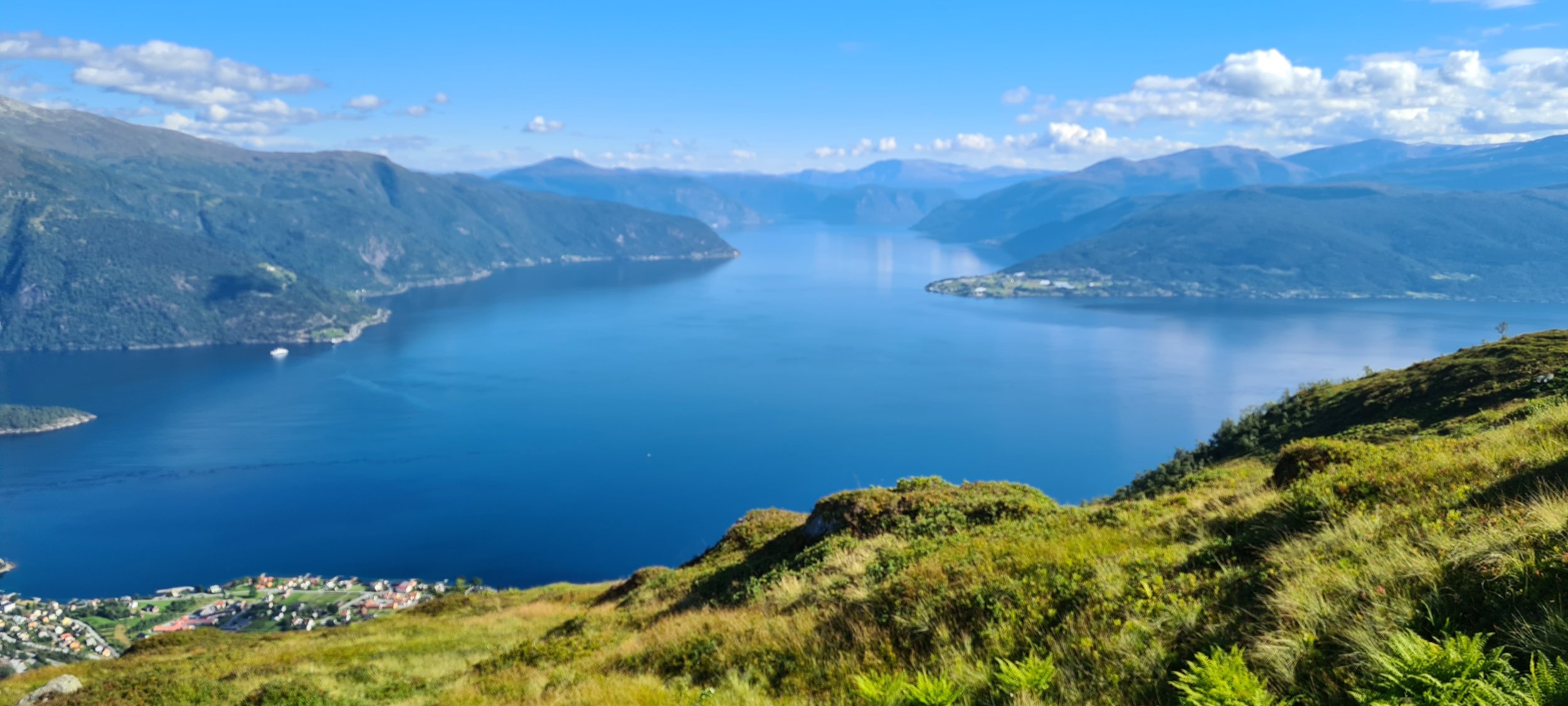 Experience Balestrand and the Sognefjord this autumn