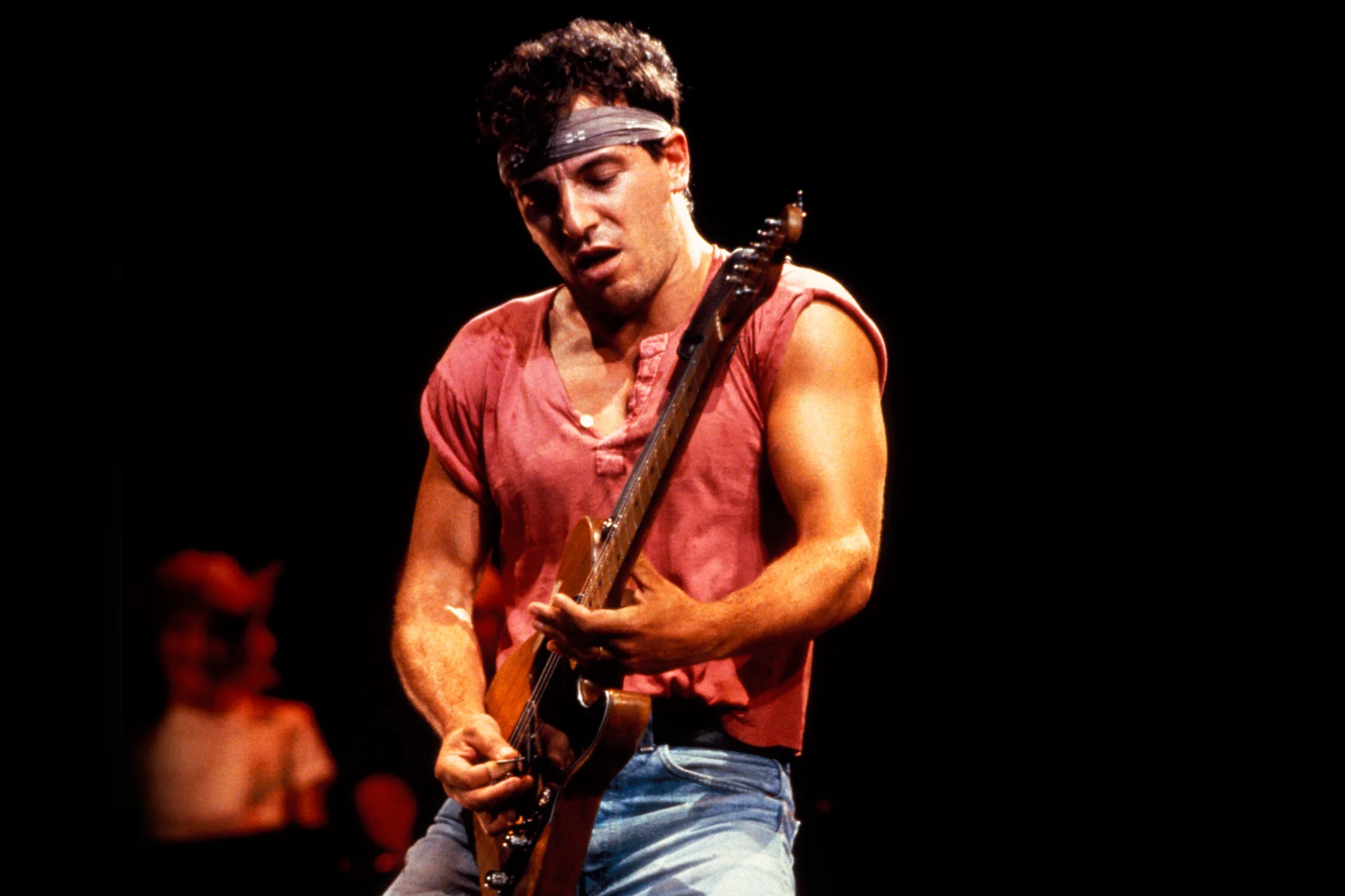 Bruce-Springsteen-the-stories-behind-the-songs-cleared-publicity-image.jpg