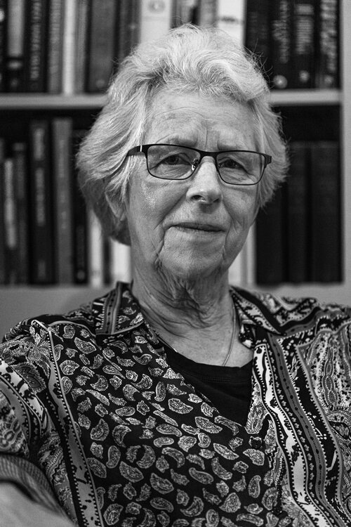 Astri Hognestad - Alene: et rom for endring og undring